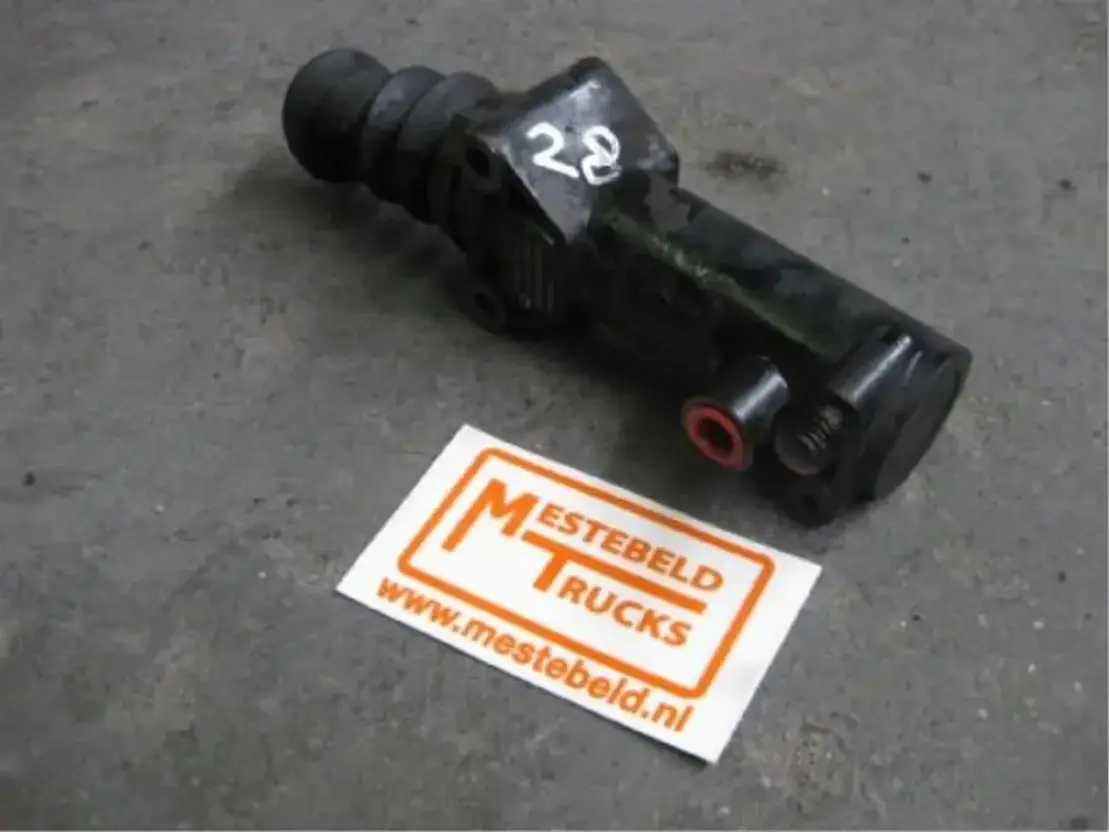 Iveco Koppelingsbekrachtiger 75E14