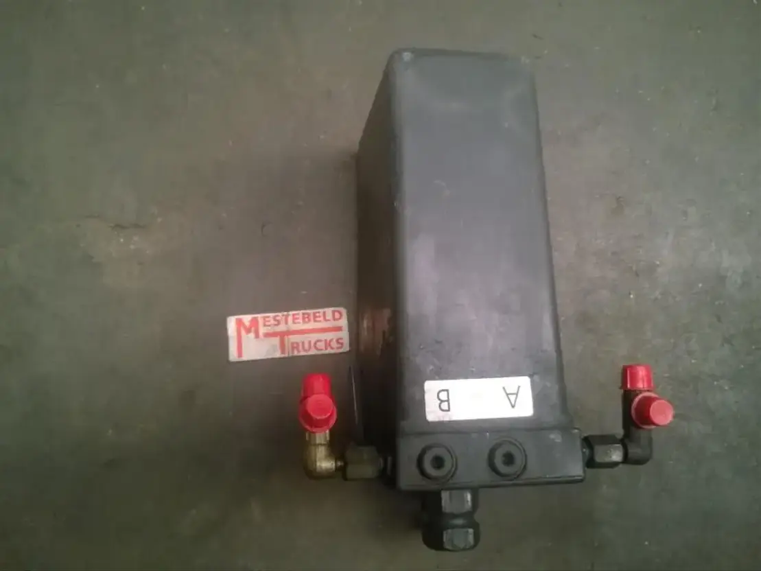 Mercedes-Benz Cabinekantelpomp