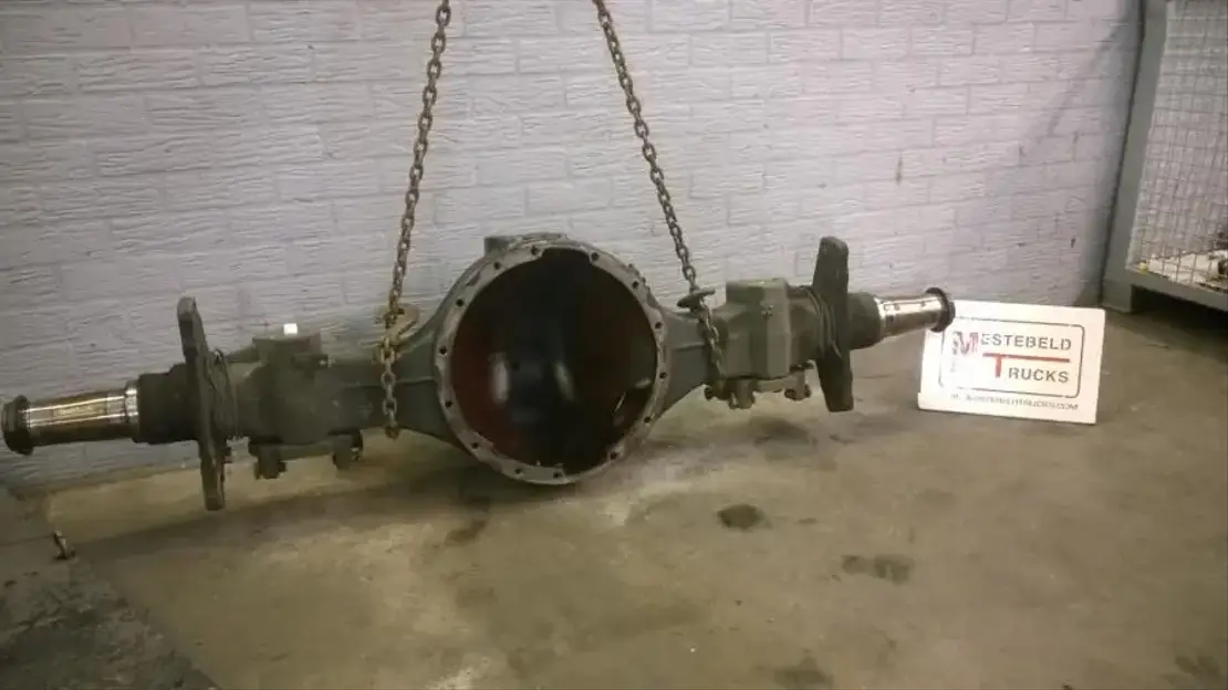 Volvo Achteras banjo