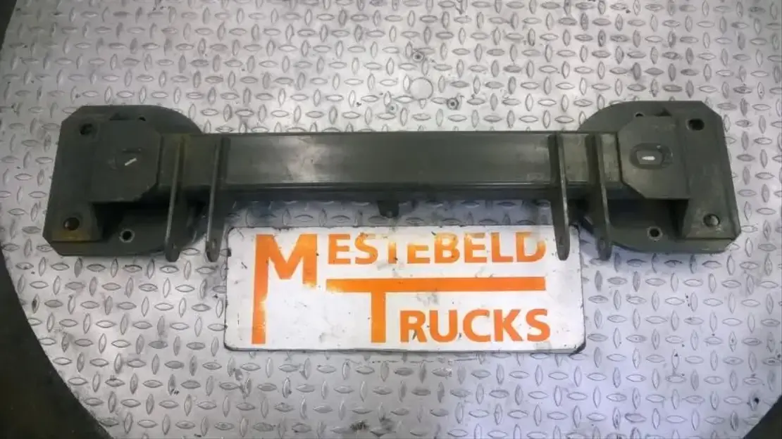 Renault D warsbalk voor luchtvering