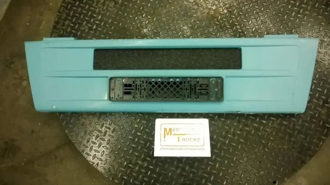 Mercedes-Benz Onderbumper midden