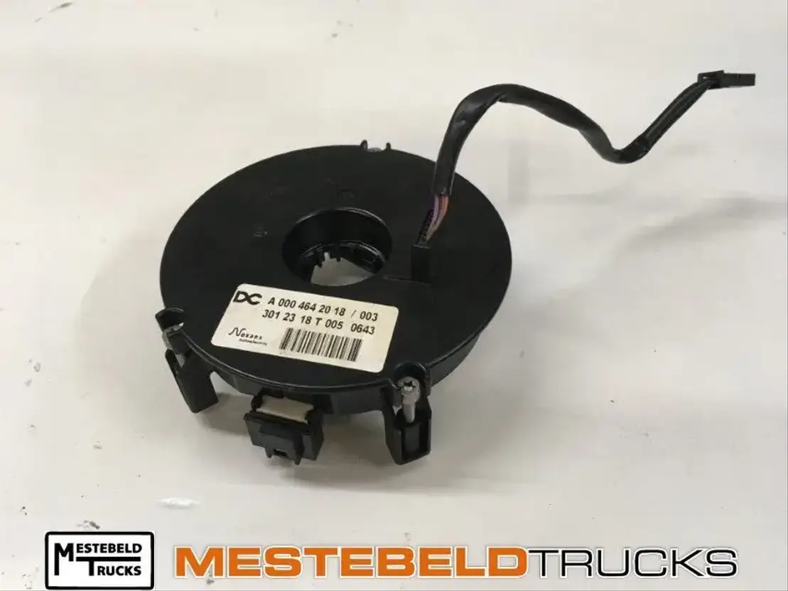 Mercedes-Benz Contactdrager