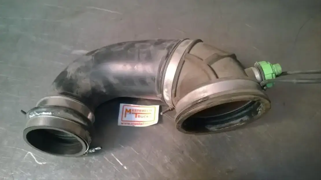 Volvo L uchtbuis FM7