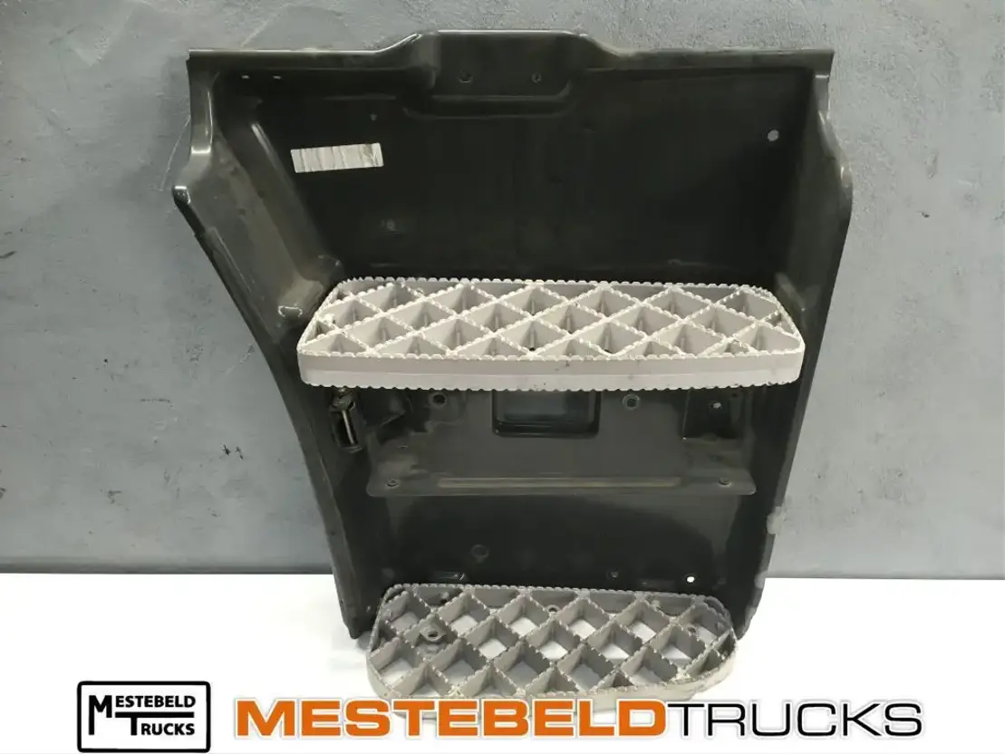 Scania Frame voor instapbak rechts