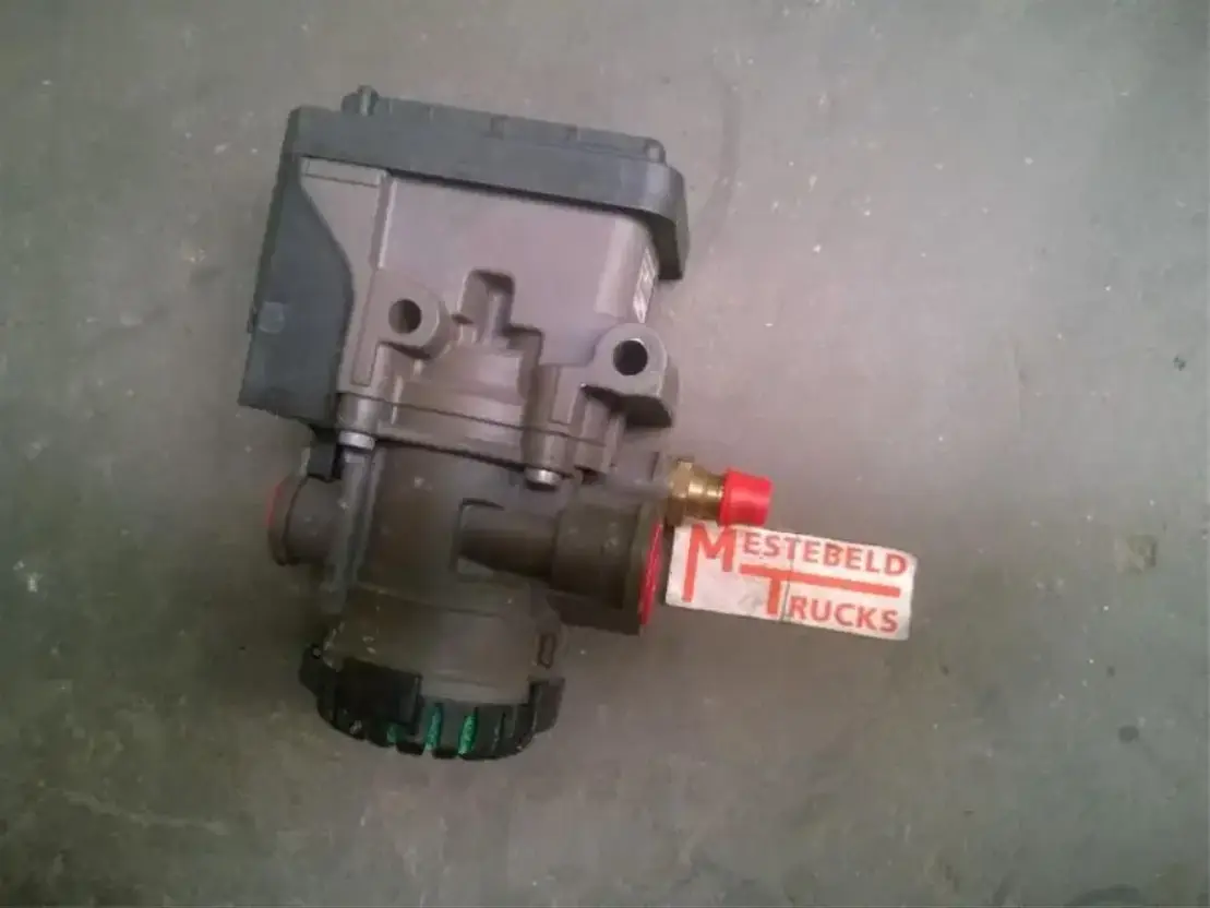 Renault EBS Voorasmodulator