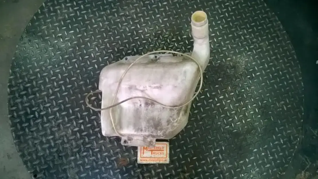 DAF Ruitensproeierreservoir