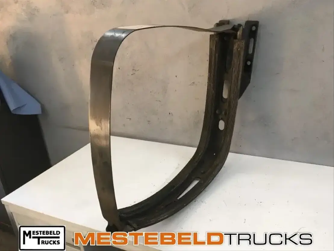 Mercedes-Benz Steun van brandstoftank MP4