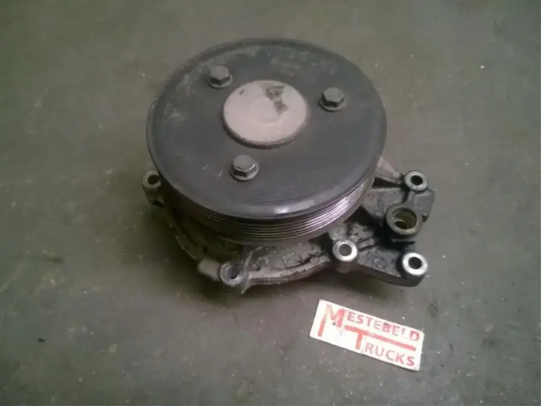 MAN Koelvloeistofpomp TGL