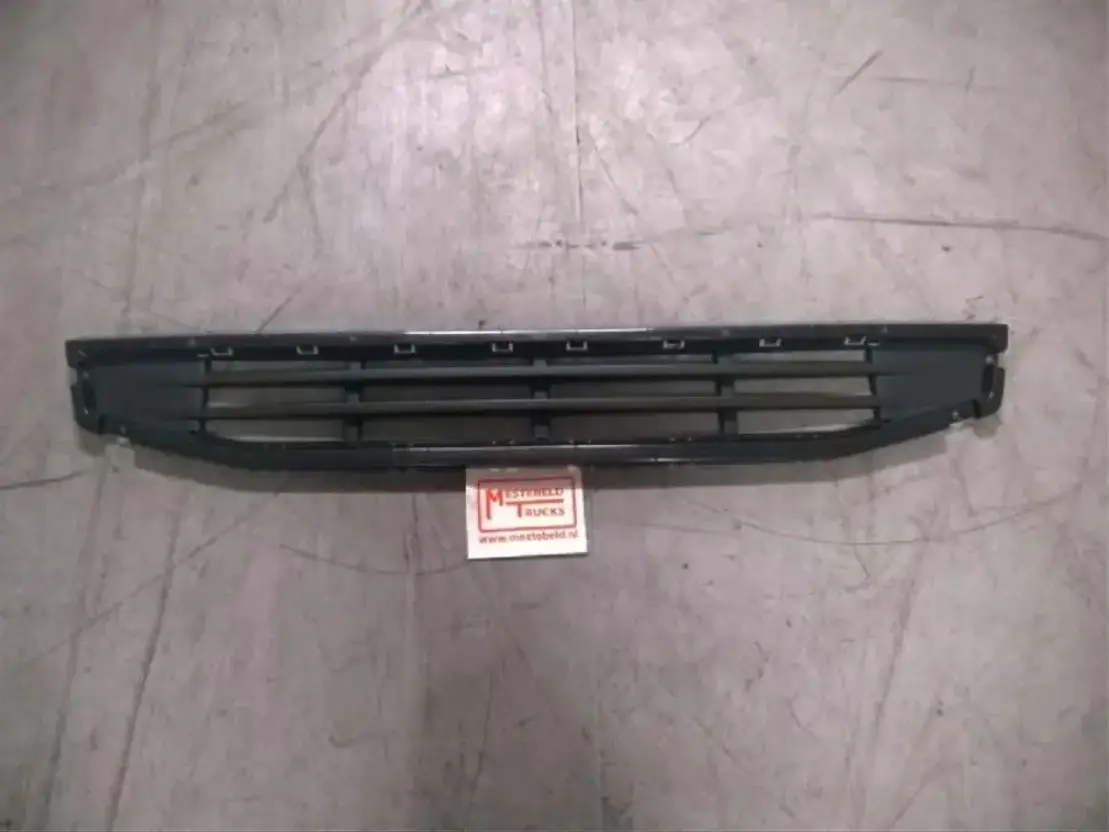 Volvo Ondergrille FH4
