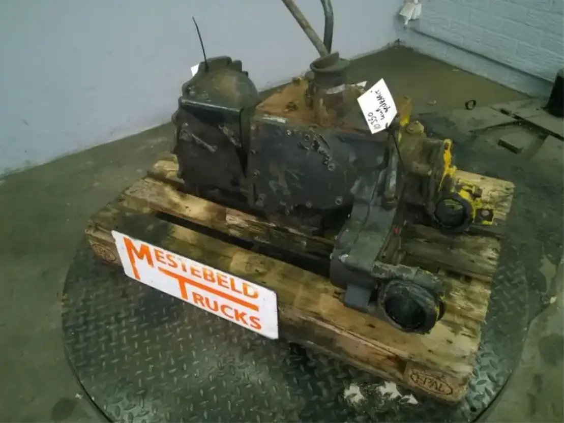 Mercedes-Benz Versn bak Unimog