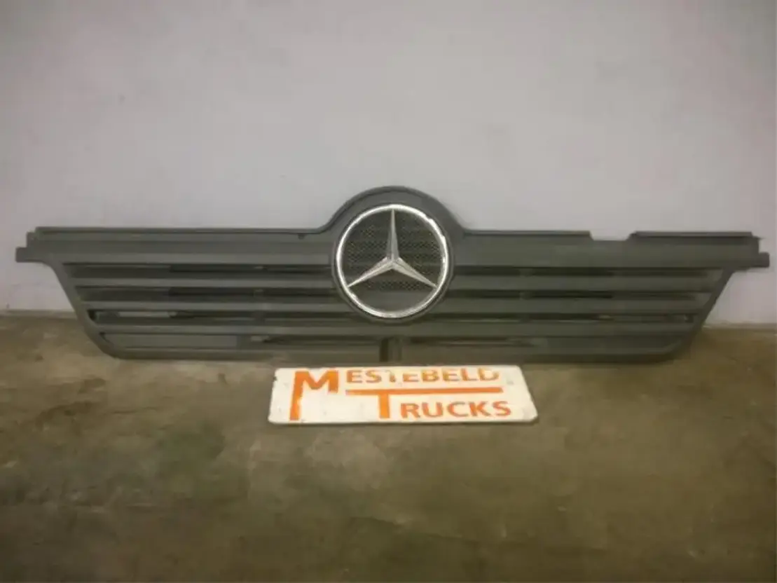 Mercedes-Benz Grille Atego