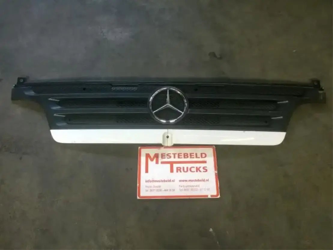 Mercedes-Benz Grille Atego