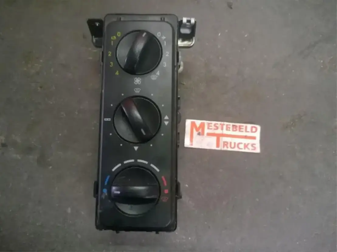 Mercedes-Benz Bedieningspaneel kachel Atego