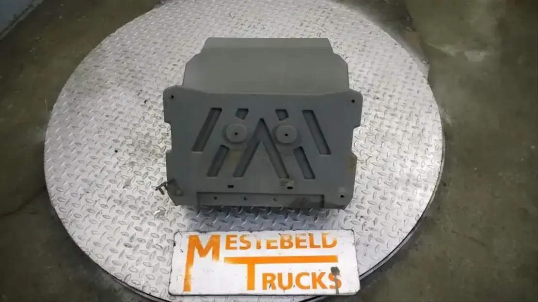 Mercedes-Benz Spatbord vooras L/R