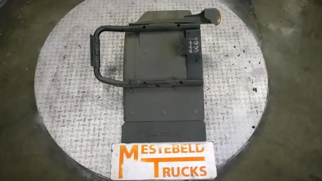 Renault Spatbord rechts