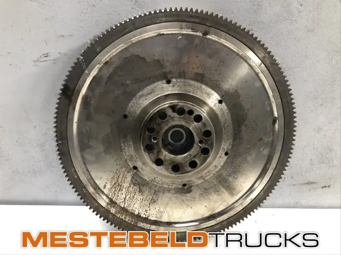 Scania Vliegwiel DC 16 18 L01 R560