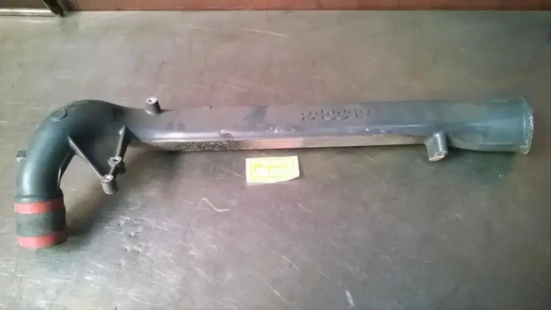 DAF CF 85 Luchttoevoerleiding