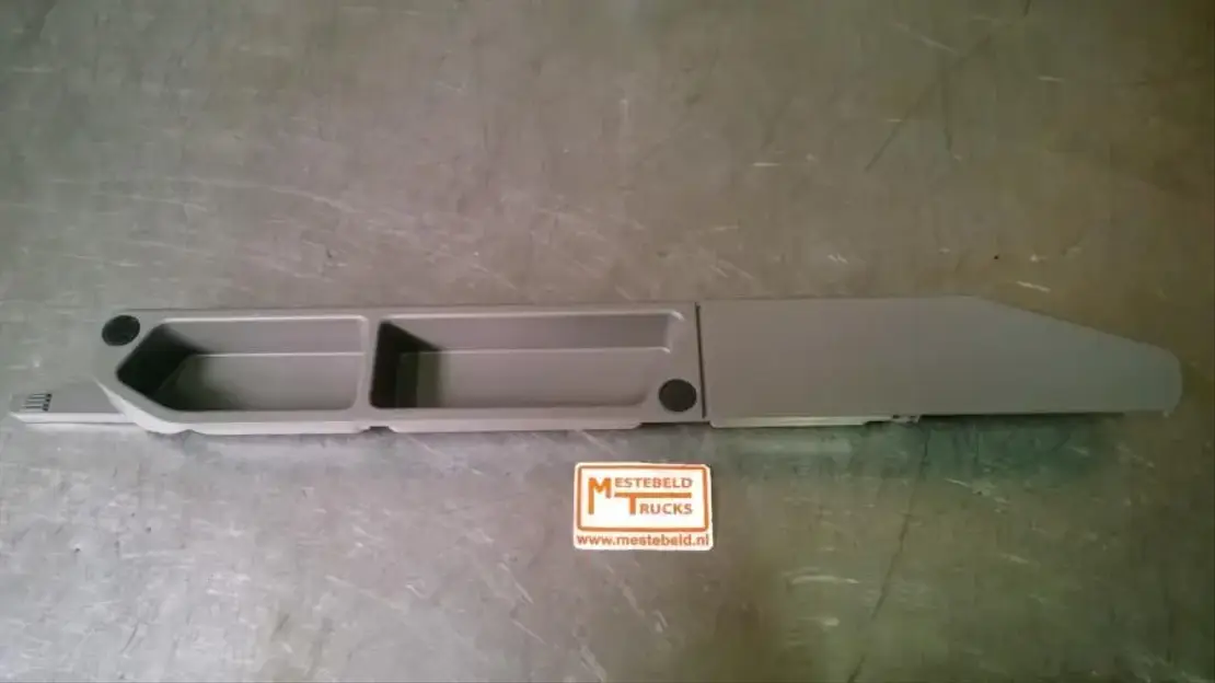 Scania Dashboard deel plastic