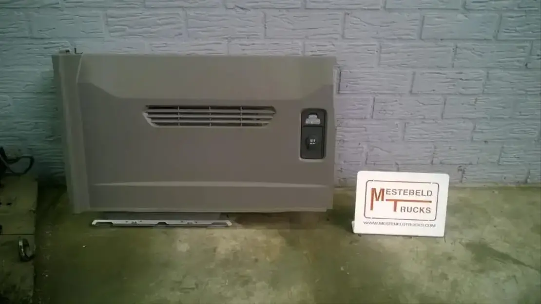 Scania Dashboard deel plastic