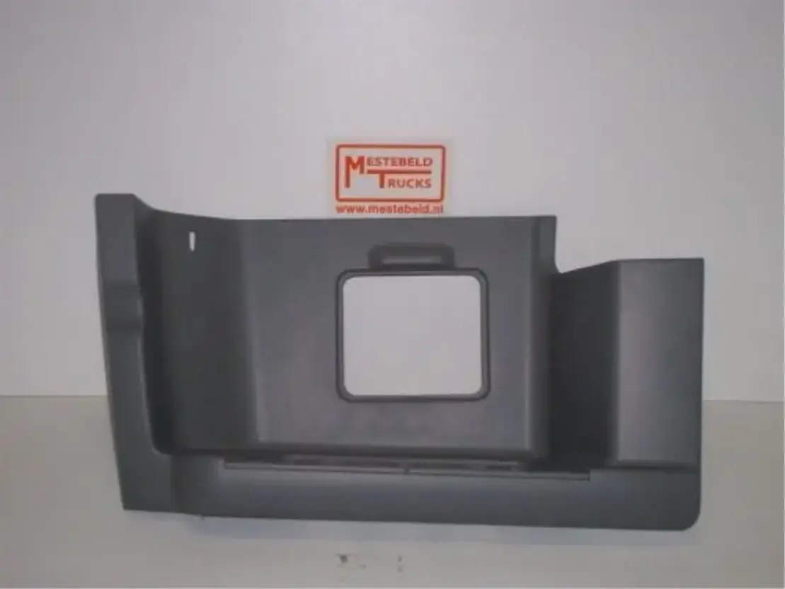 Mercedes-Benz Opstapbak Actros