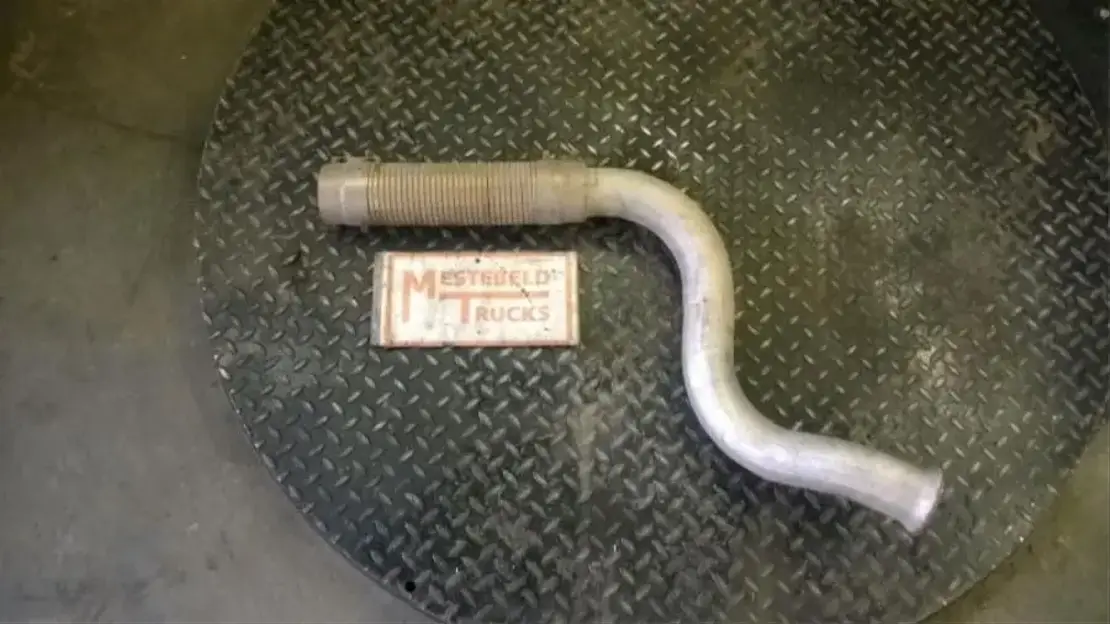 Mercedes-Benz Flexibele uitlaatpijp