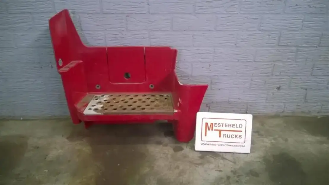 Mercedes-Benz Opstapbak links