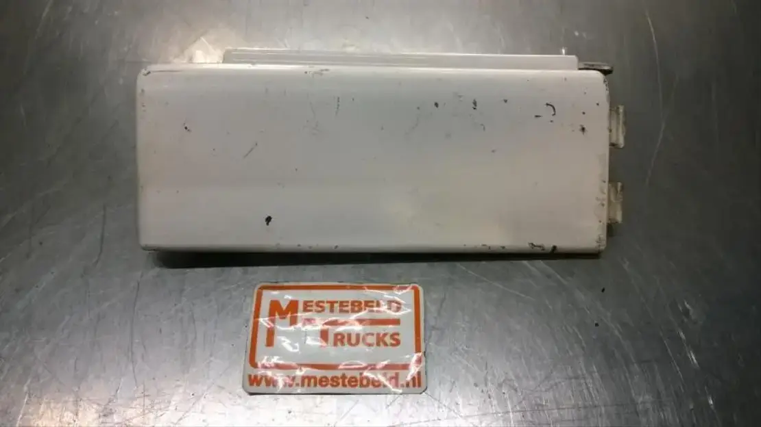 Volvo Spatscherm rechts