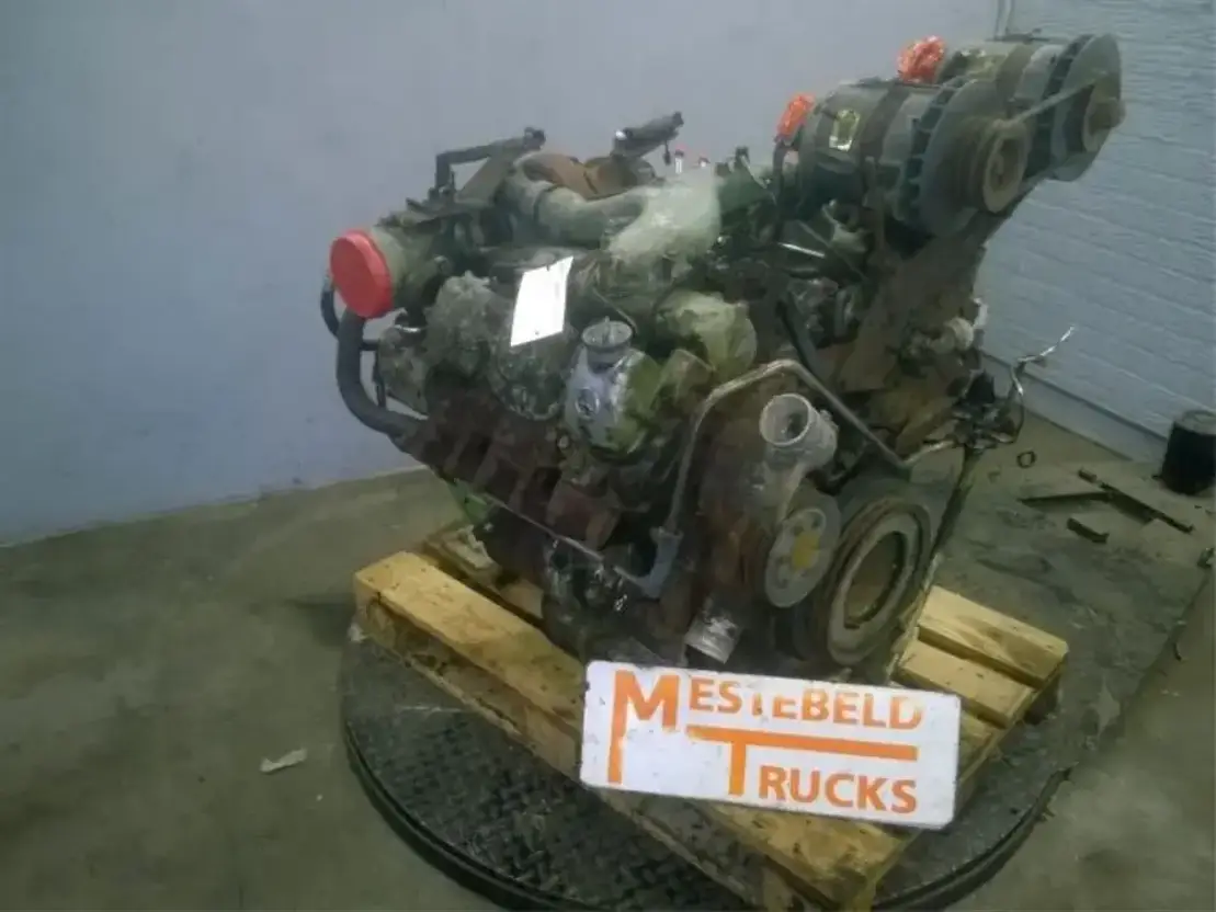 Mercedes-Benz Bus motor OM421A