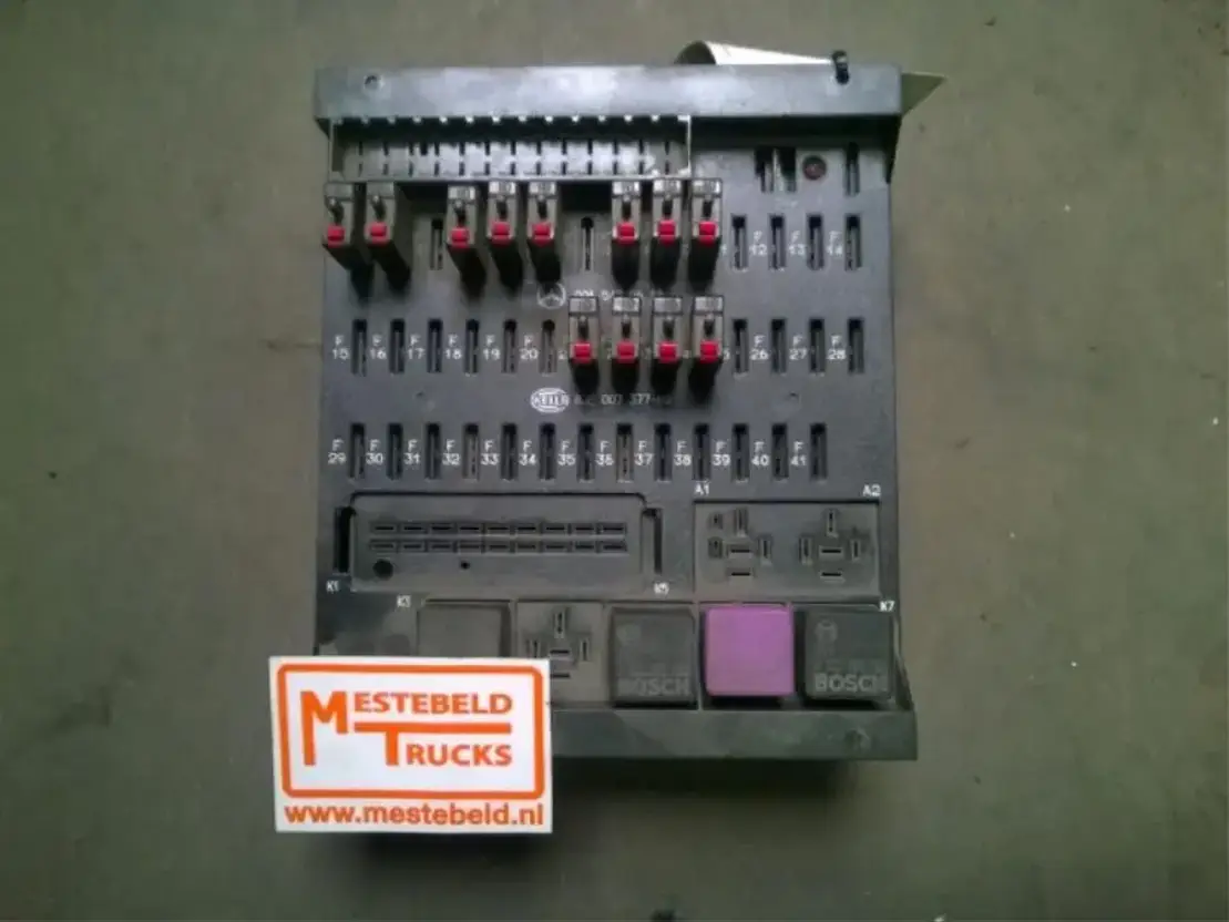 Mercedes-Benz Zekeringskast Actros