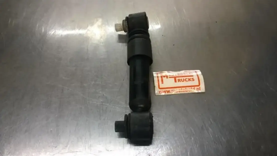 Volvo Cabineschokbreker achter FH13