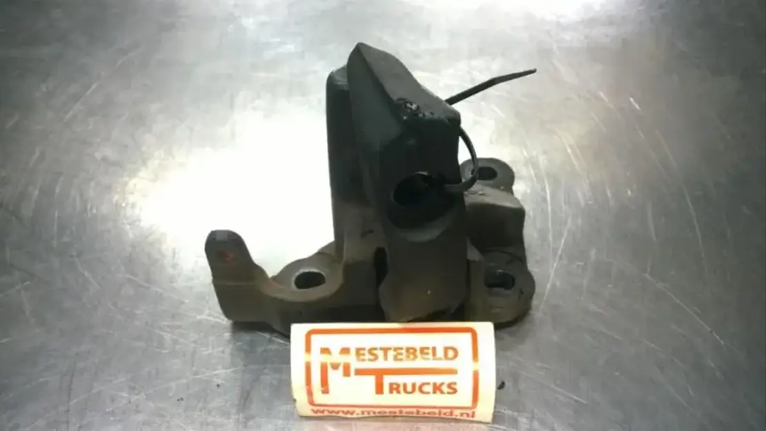 Scania T orentje P230 rechts