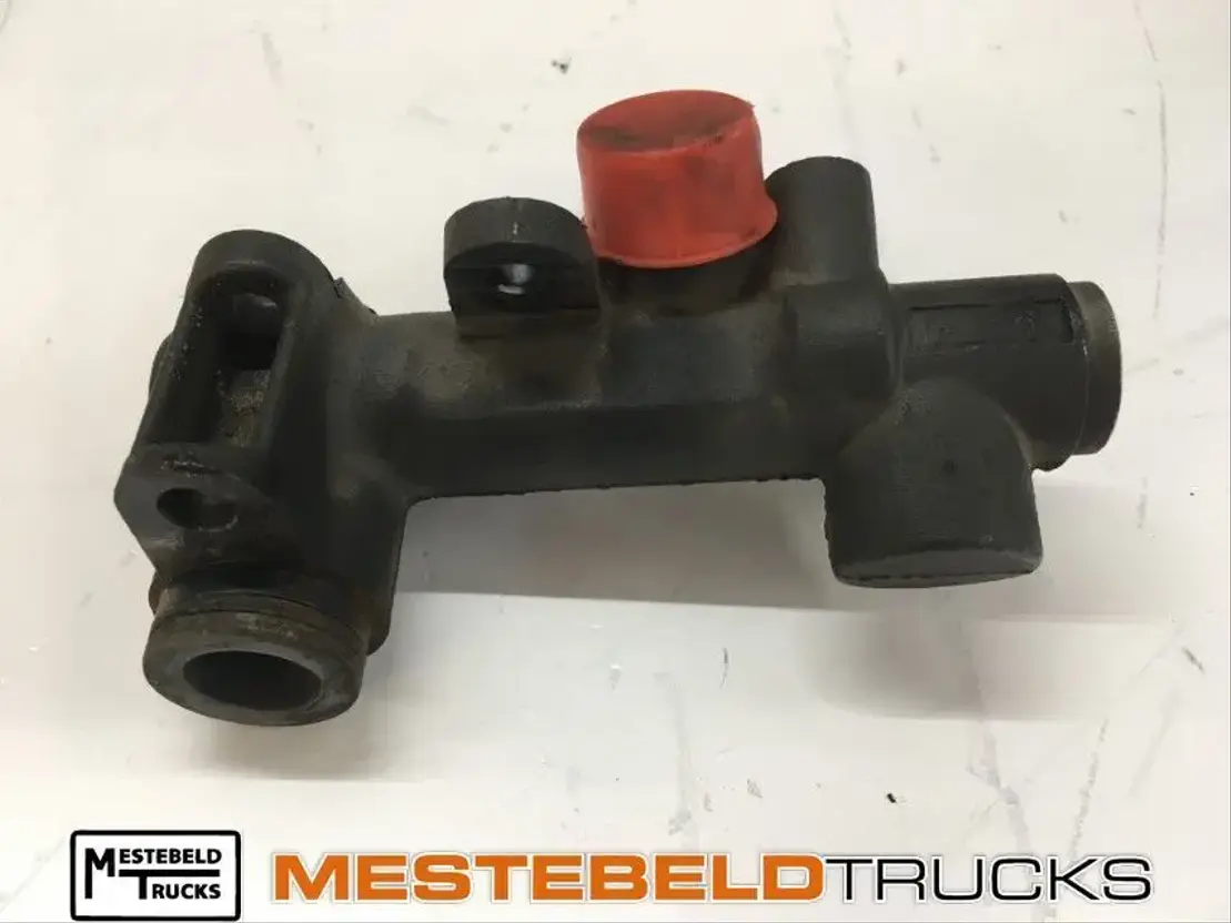 DAF Koelvloeistofleiding