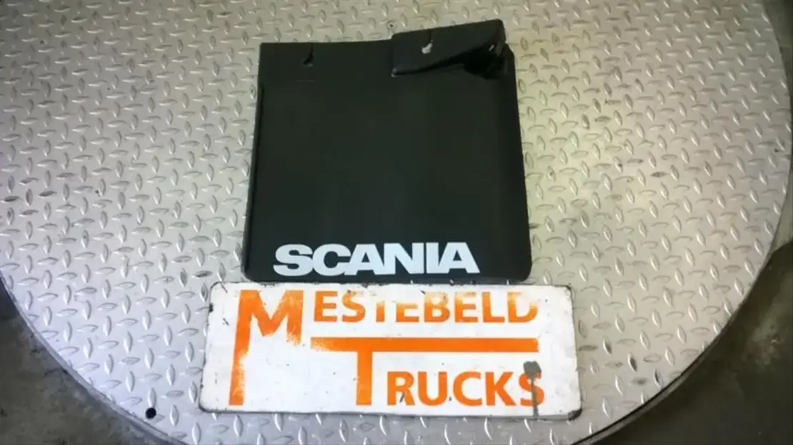Scania S patlap rechts