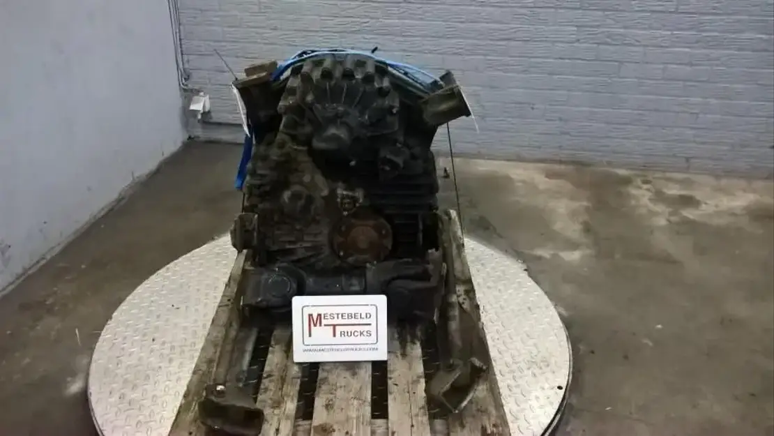 Mercedes-Benz Tussenbak VG 2400