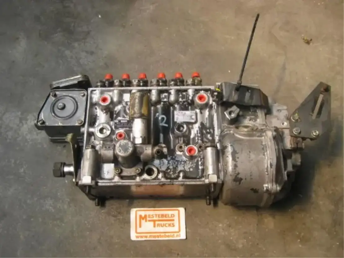 DAF Brandstofpomp 95