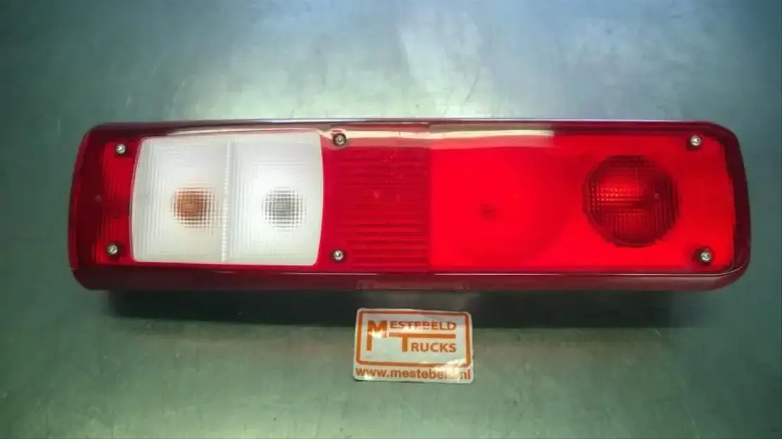 Volvo Achterlicht links
