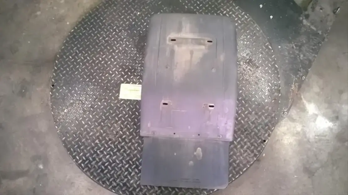 Volvo Spatbord rechts voorzijde