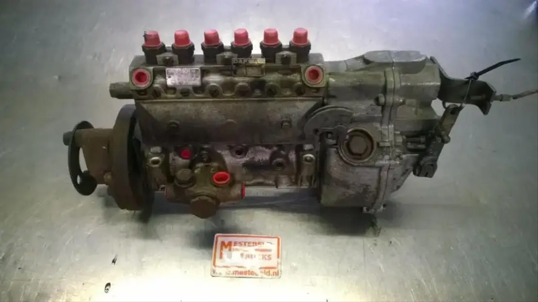DAF Brandstofpomp DD 575