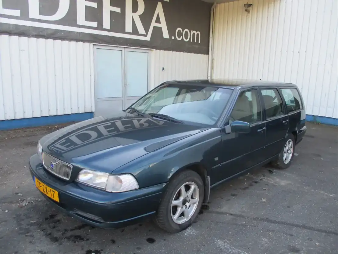 stationwagen Volvo V70 2.5 1999