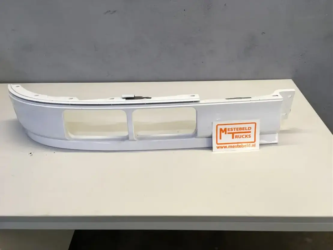 Mercedes-Benz Onderspoiler rechts