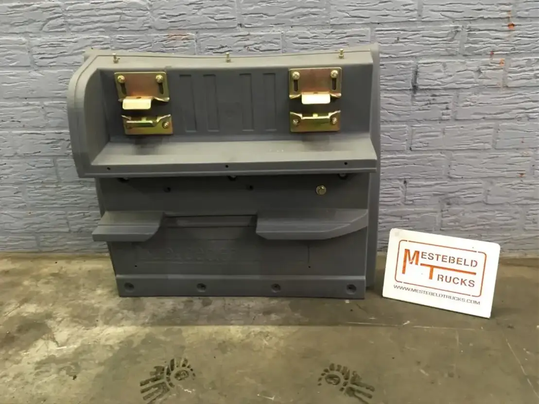 Mercedes-Benz Spatbord achter