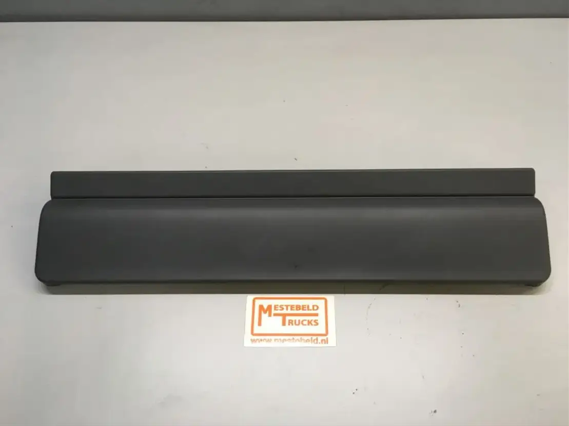 Mercedes-Benz Onderbumper middendeel Axor