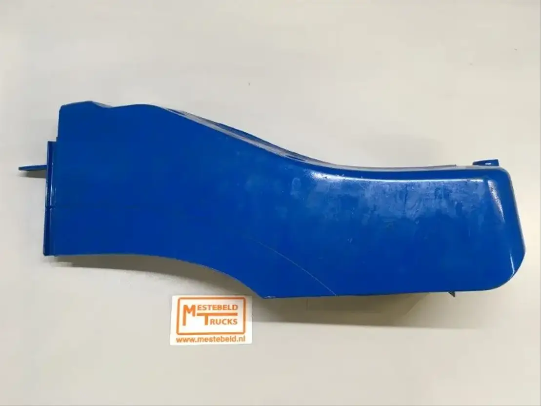 Mercedes-Benz Spatbordverlenger rechts