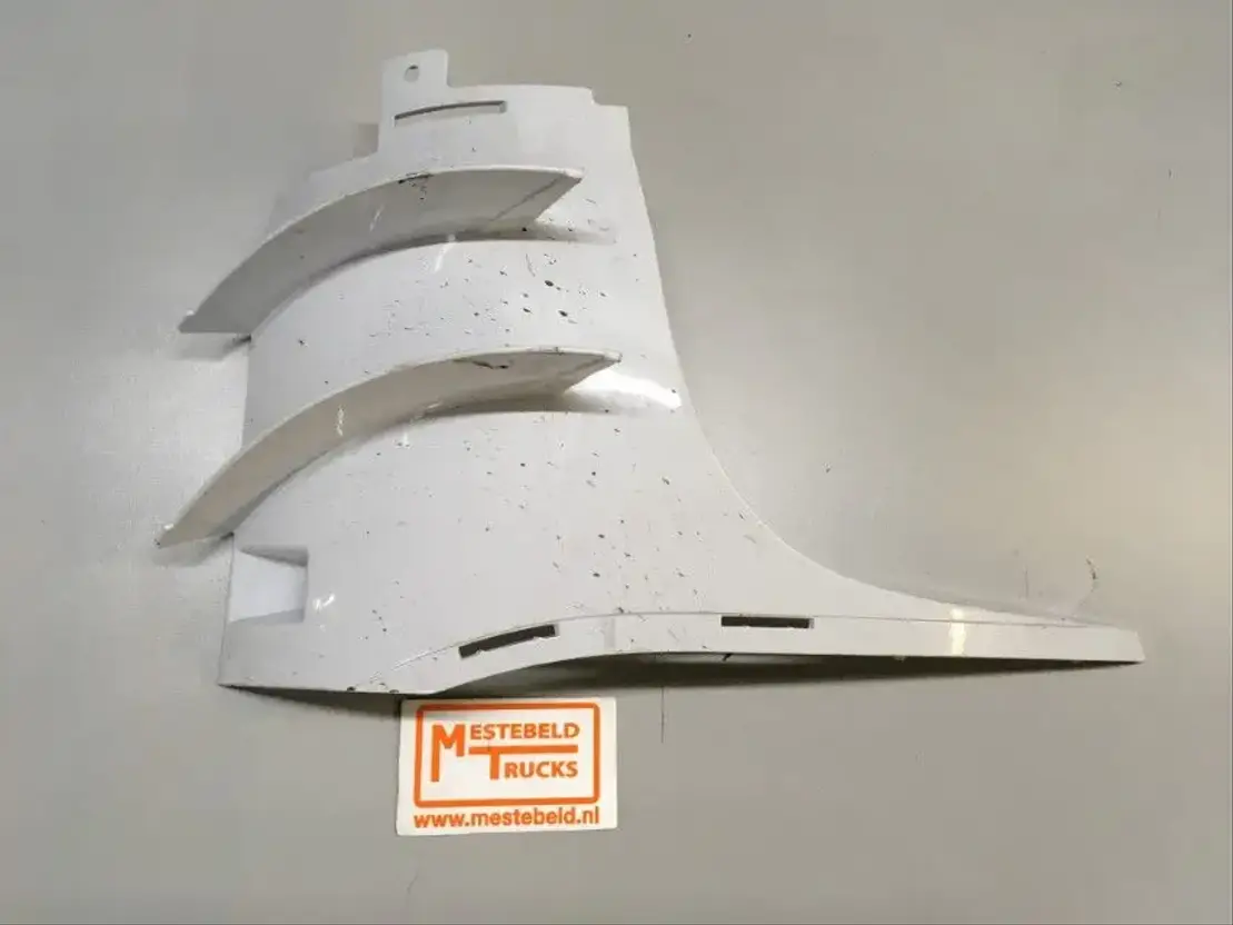 Mercedes-Benz Windgeleider rechts