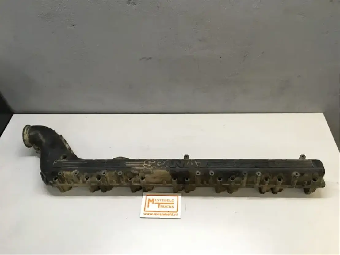 Scania Inlaatspruitstuk DT 12 12 L01 R420