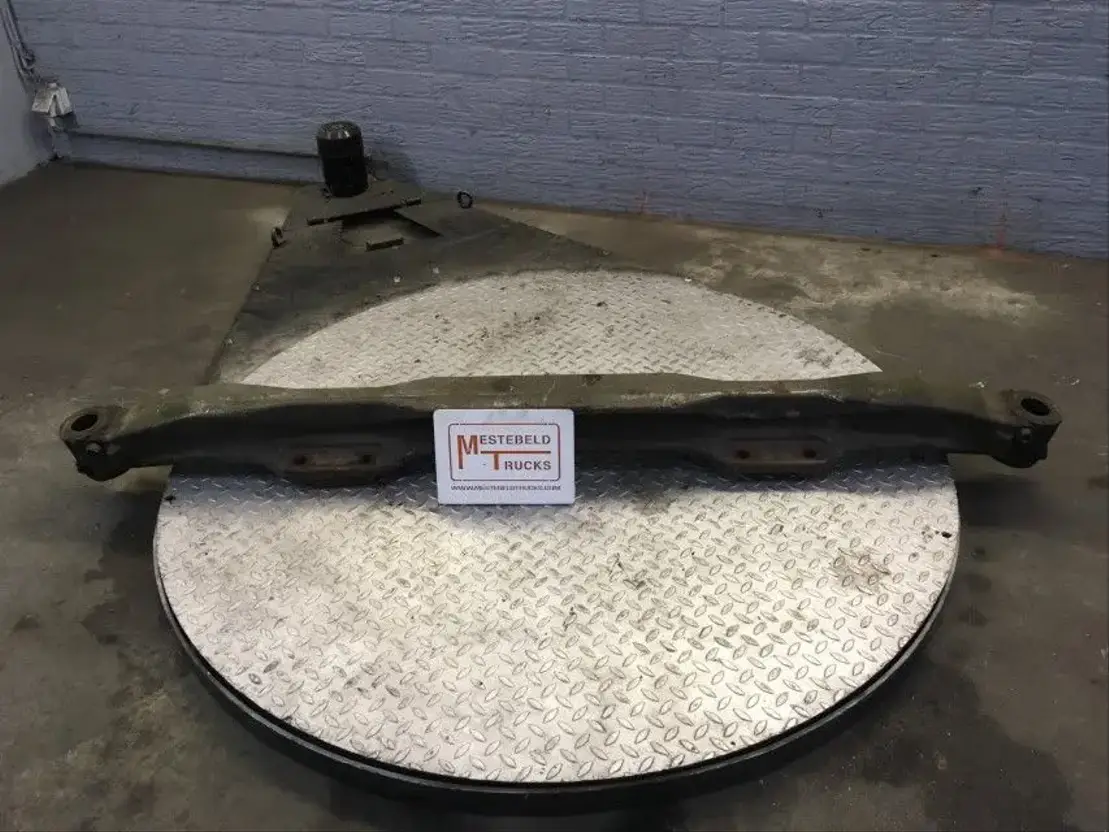 Volvo Vooraslichaam FL