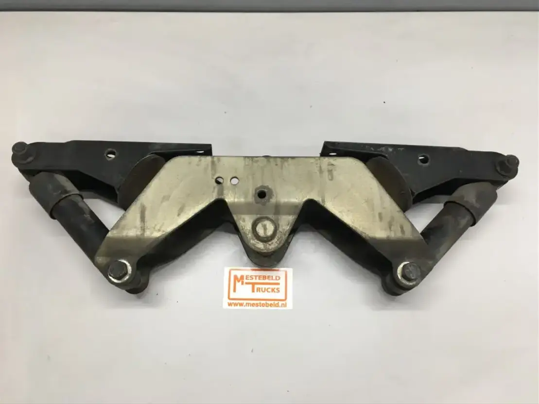 Volvo Cabine ophanging achter