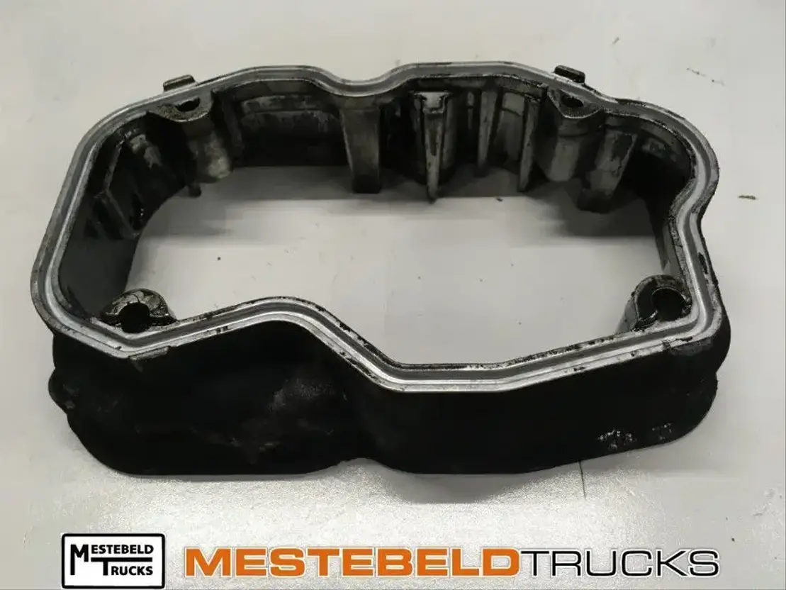 Scania Kleppenmantel DC 16 03