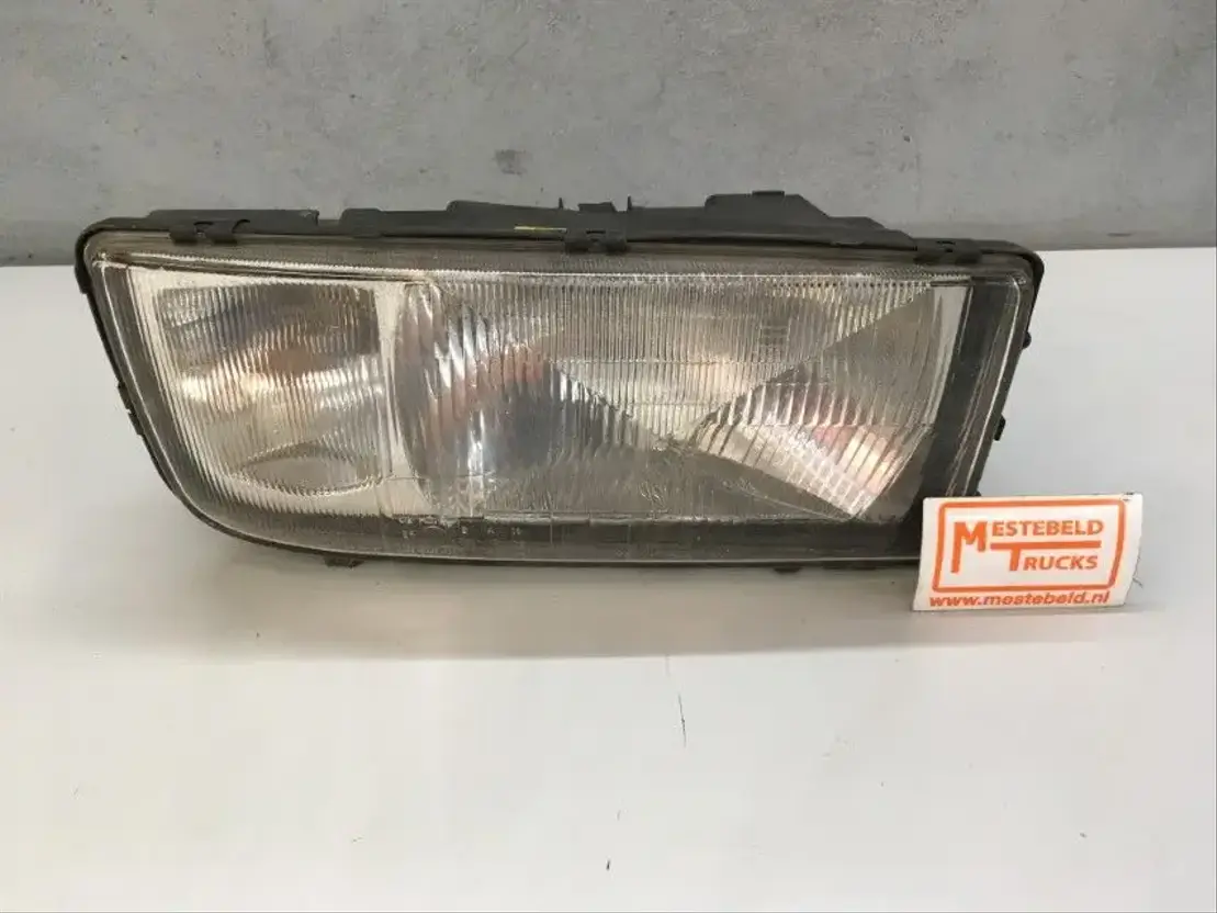 Mercedes-Benz Koplamp rechts
