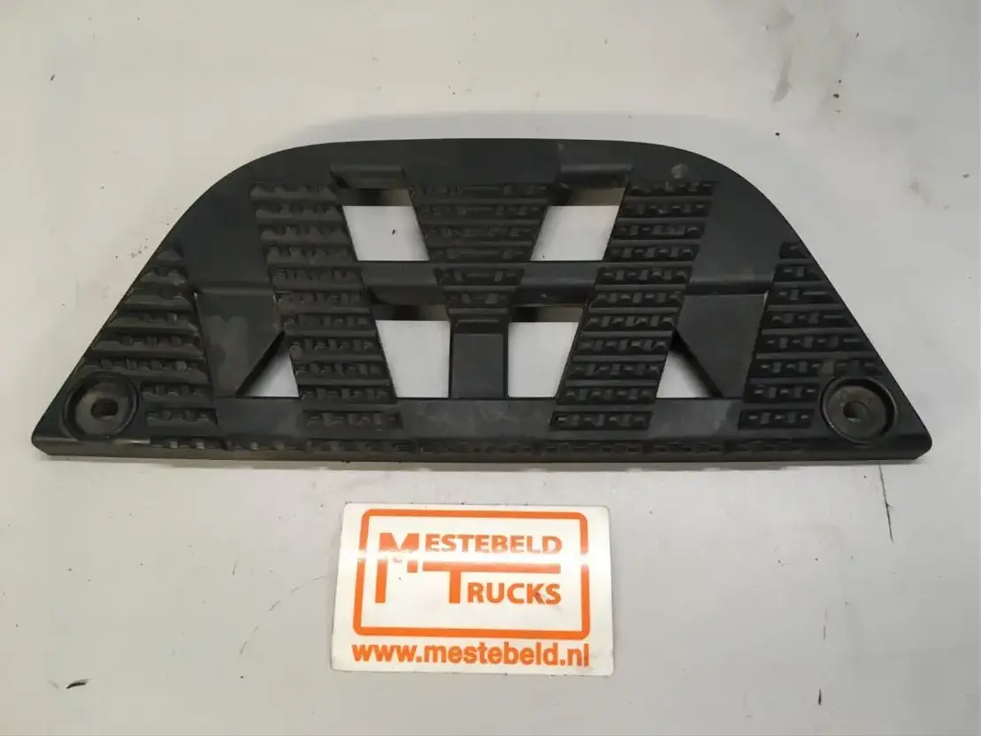 Mercedes-Benz Treeplank